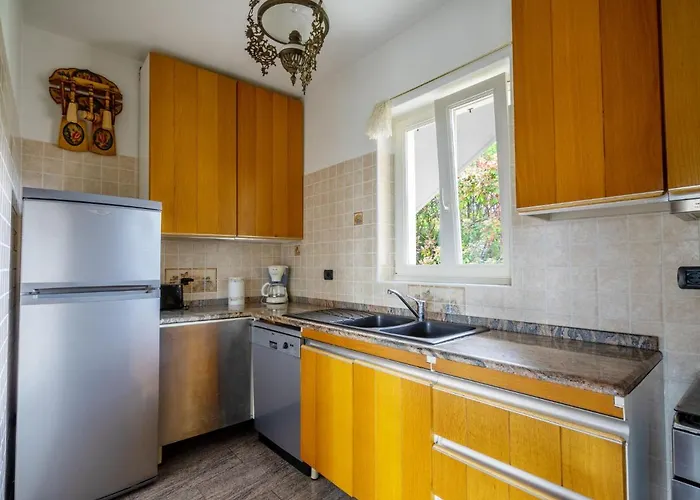 Federica-1 By Interhome * Carmine